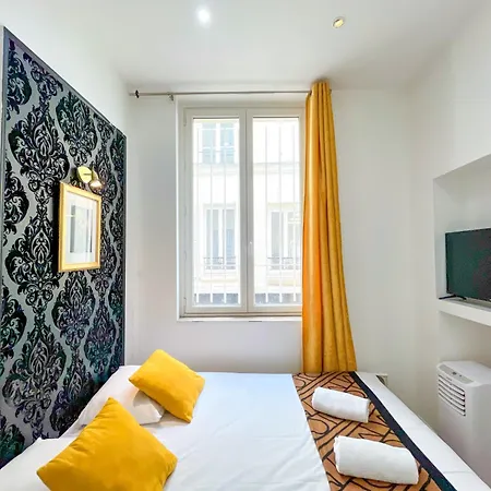 Urbanflat 32 - De 2 étages En Plein Centre De