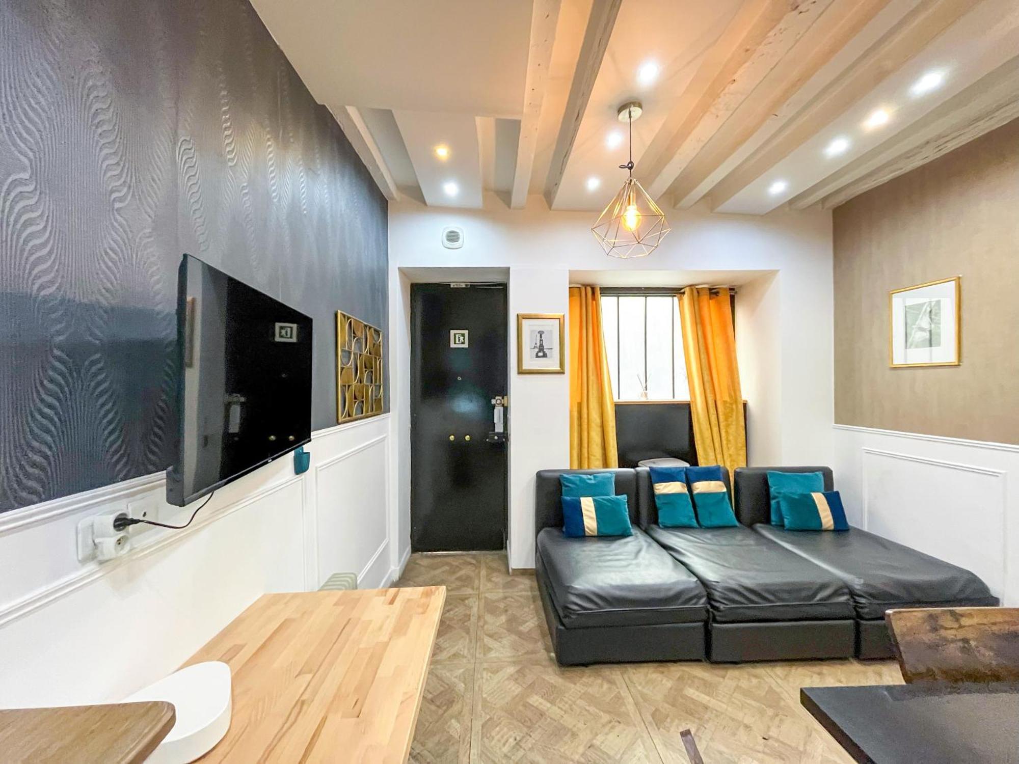 Urbanflat 32 - De 2 étages En Plein Centre De Appartamento *